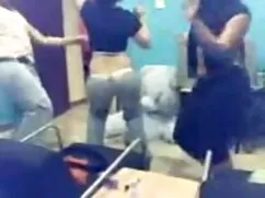 دانشجو عملکرد سال نو ...