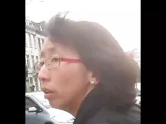 دو آسیایی لباس برای  ...
