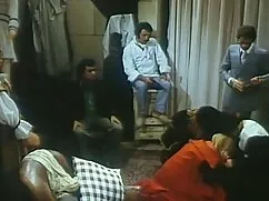 سیاه Davalka با ساتن ...